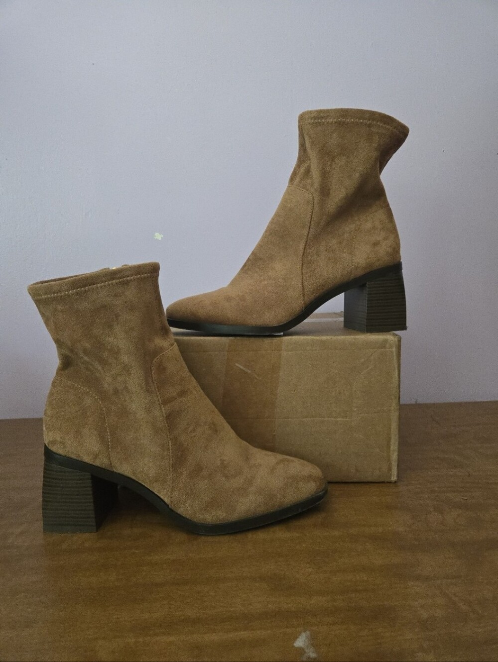 Anne Klein 10W Tan Suede Block Heel Ankle Boots